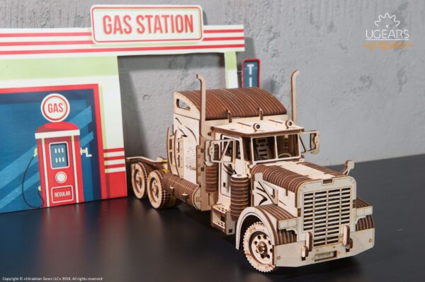 UGEARS HEAVY BOY TRUCK VM-03 - Image 4