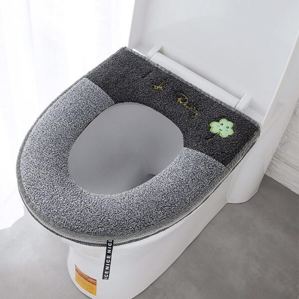 Winter Plush Soft Toilet Seat Cover With Handle - Image 3