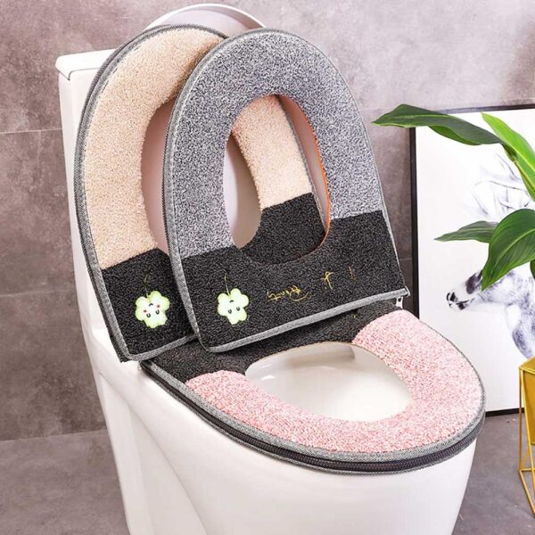 Winter Plush Soft Toilet Seat Cover With Handle - Image 2